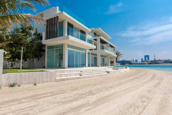 Luxury Villas for Sale in the Palm Jumeirah 
